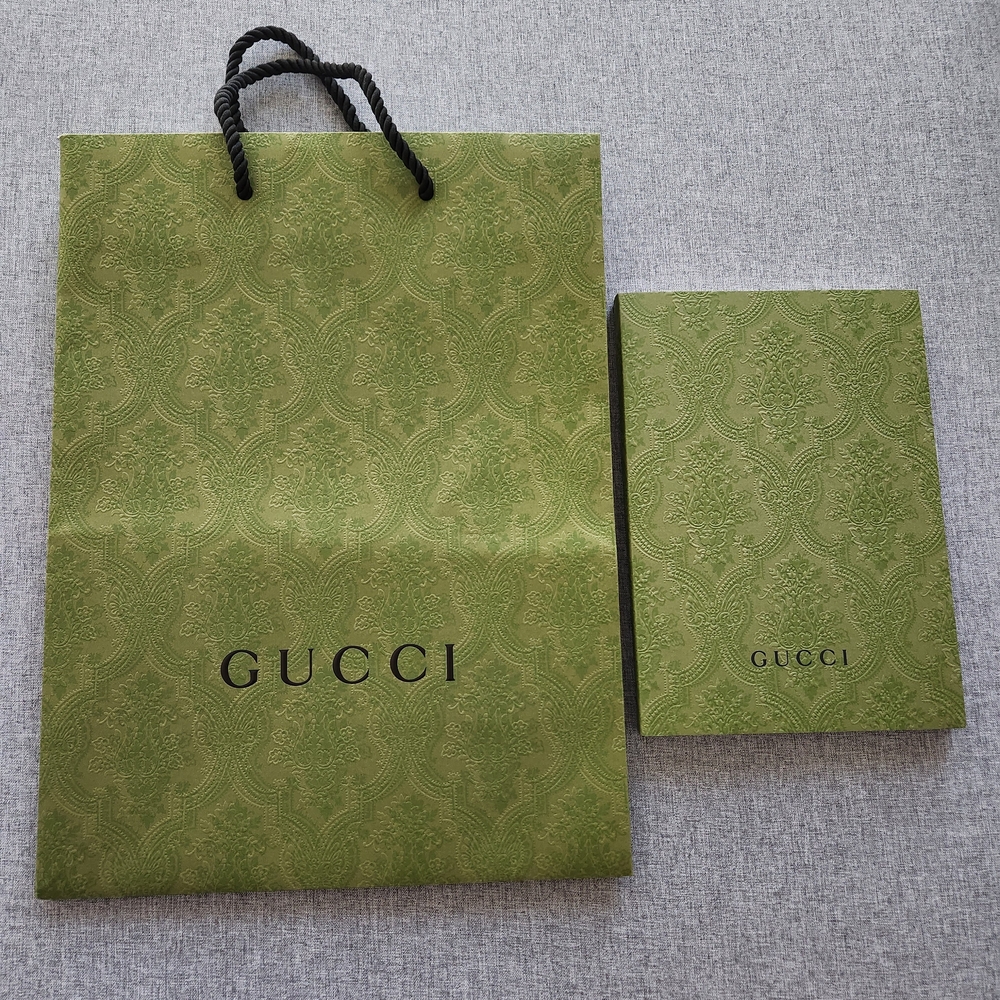 Gucci Notepad & Paper Shopping Bag